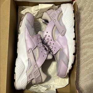 Nike Hurache Sneakers- LIMITED EDITION